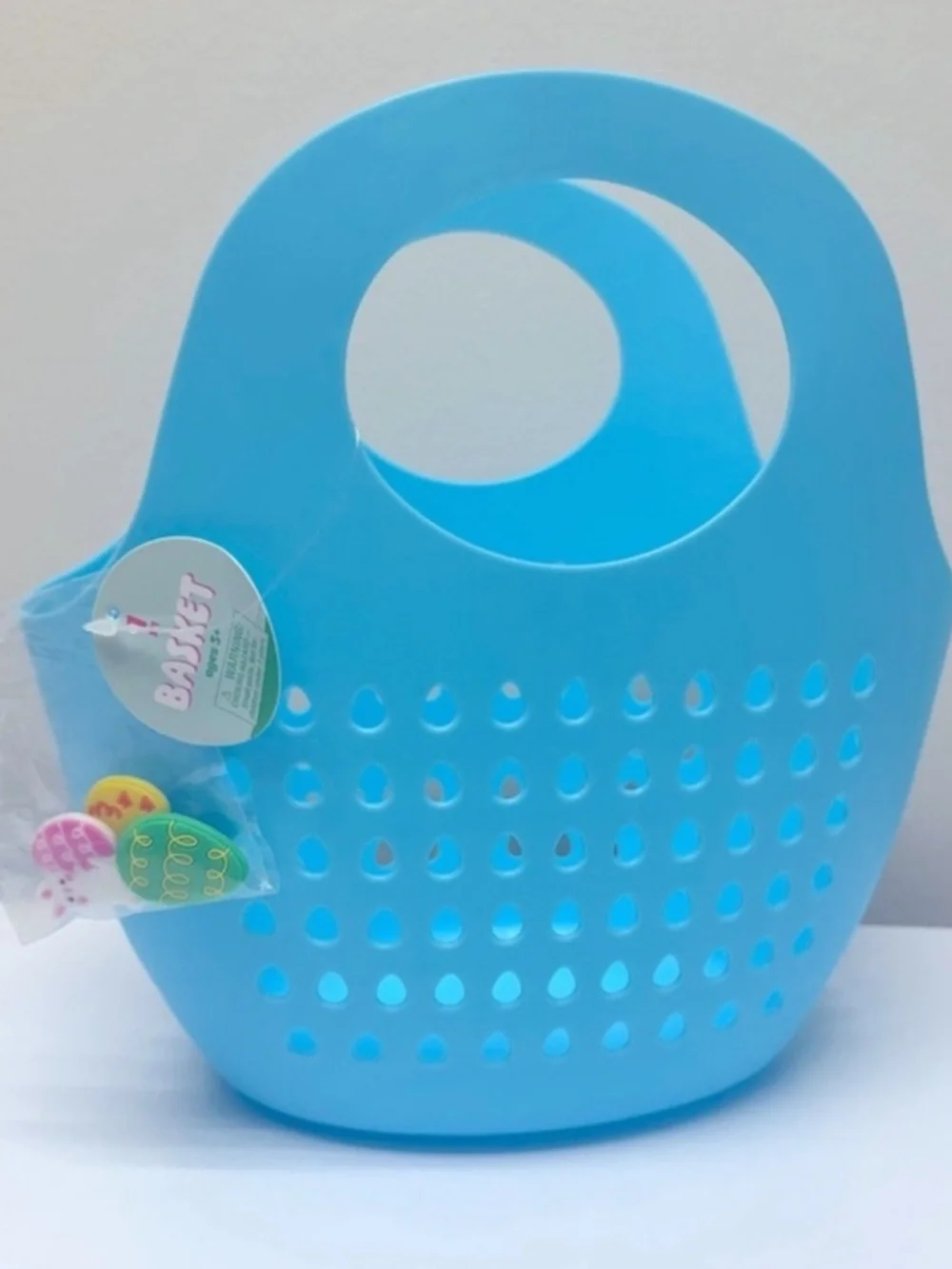 New! Target Set of 2 Bullseye Pink & Blue Tote Baskets with Three Themed Charms